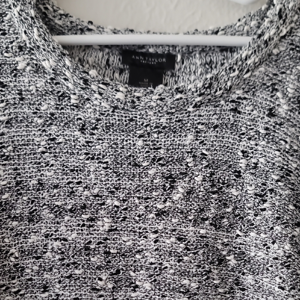 Ann Taylor Monochrome Textured Knit Top